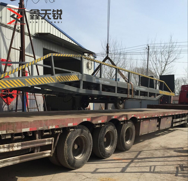 铜陵移动式登车桥装车发货